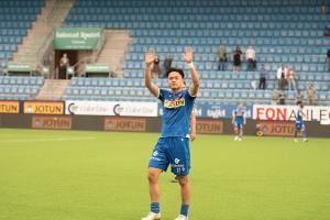 愿被国足归化！23岁华裔郑泽彦身价首破100万欧 仅次于塞鸟王钰栋